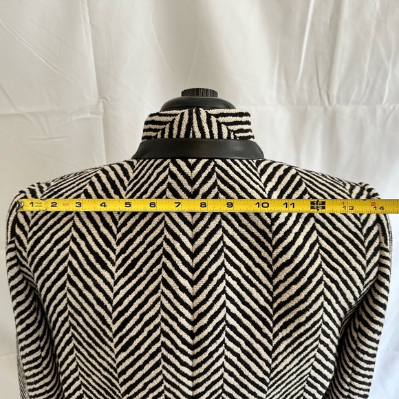 Dana Buchman Wool Herringbone Jacket Blazer Size 8 - Picture 9 of 10